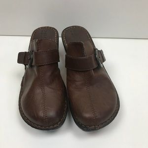 B.O.C BORN concepts open back brown clogs